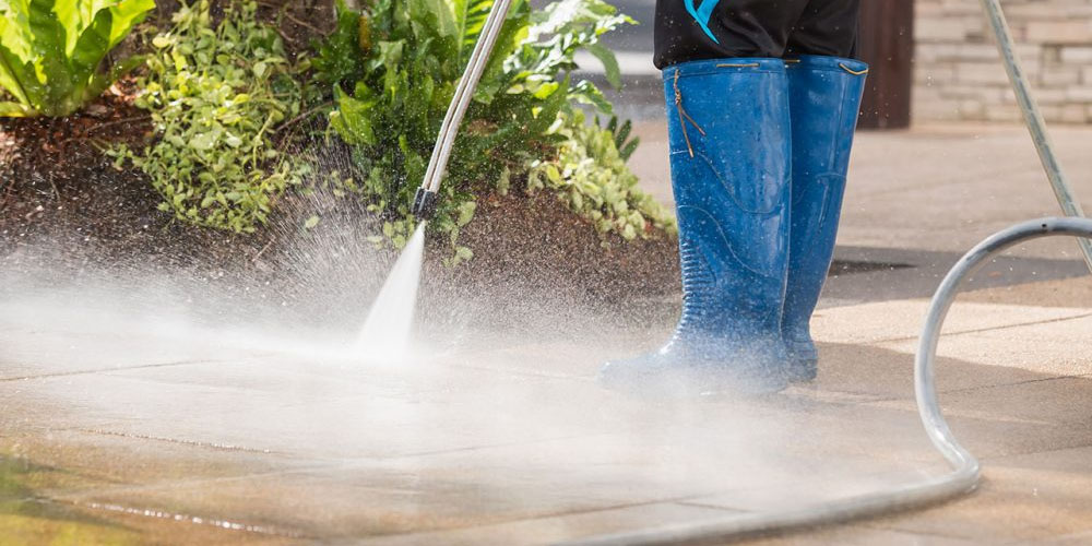 The Ultimate Guide for Beginners on Pressure Washing